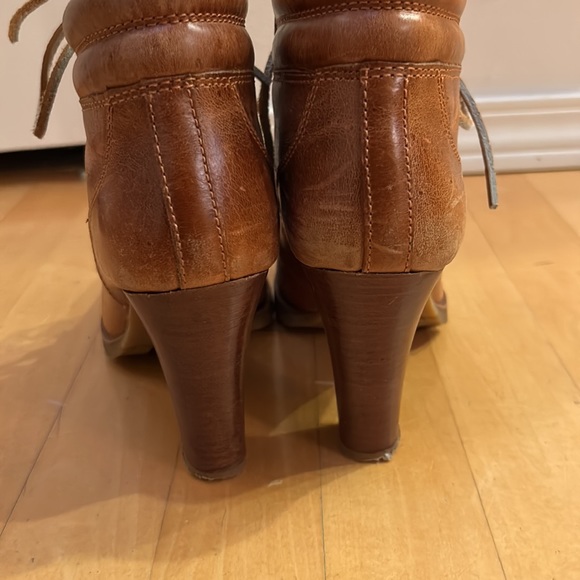 Michael Kors distressed brown leather ankle boots with raw leather tie - Picture 6 of 6